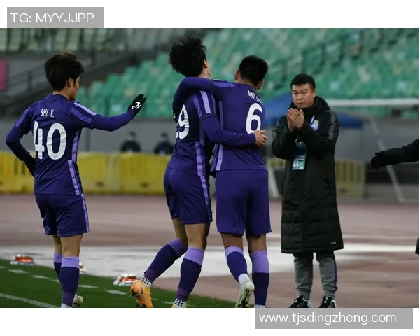 黄强的足球人生深度对话：从青涩少年到职业球员的成长之路