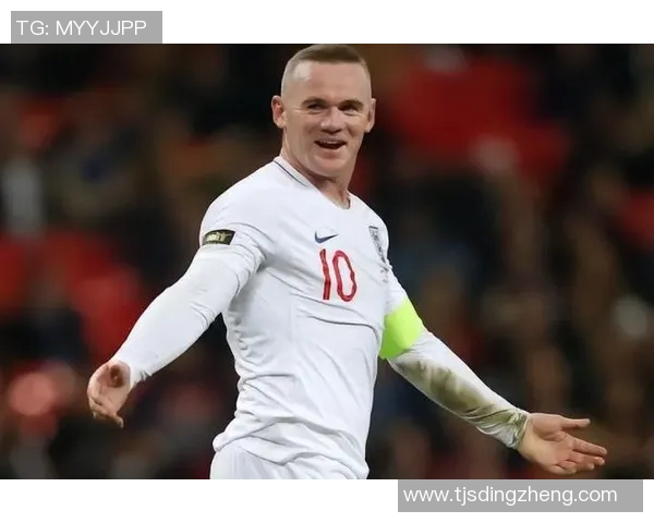 足球明星的传奇人生与场上风采的完美结合